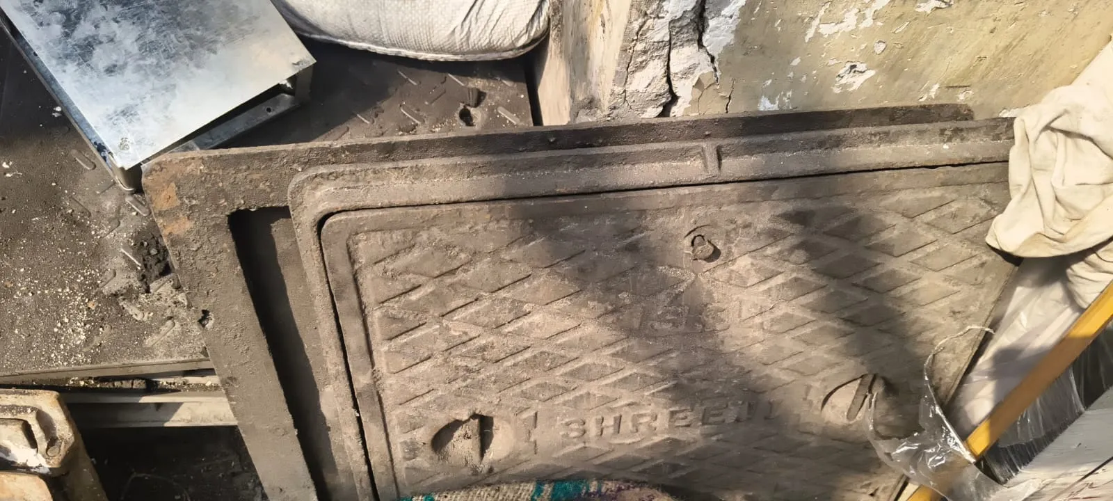 Heavy Duty Earth Pit Cover